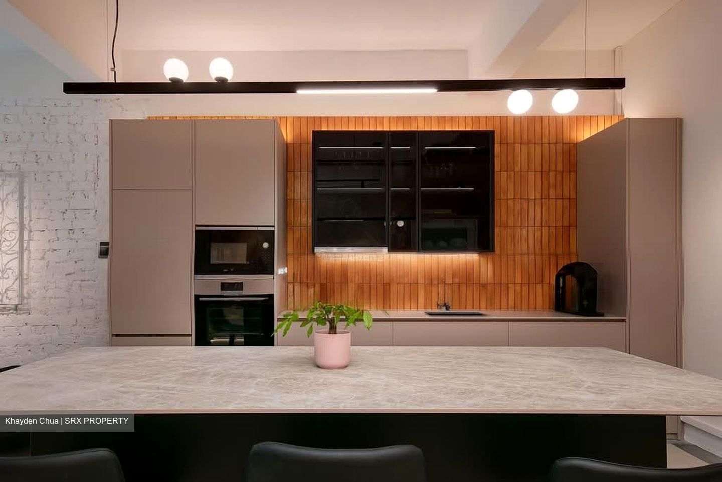 Lorong 27 Geylang (D14), Shop House #594624601